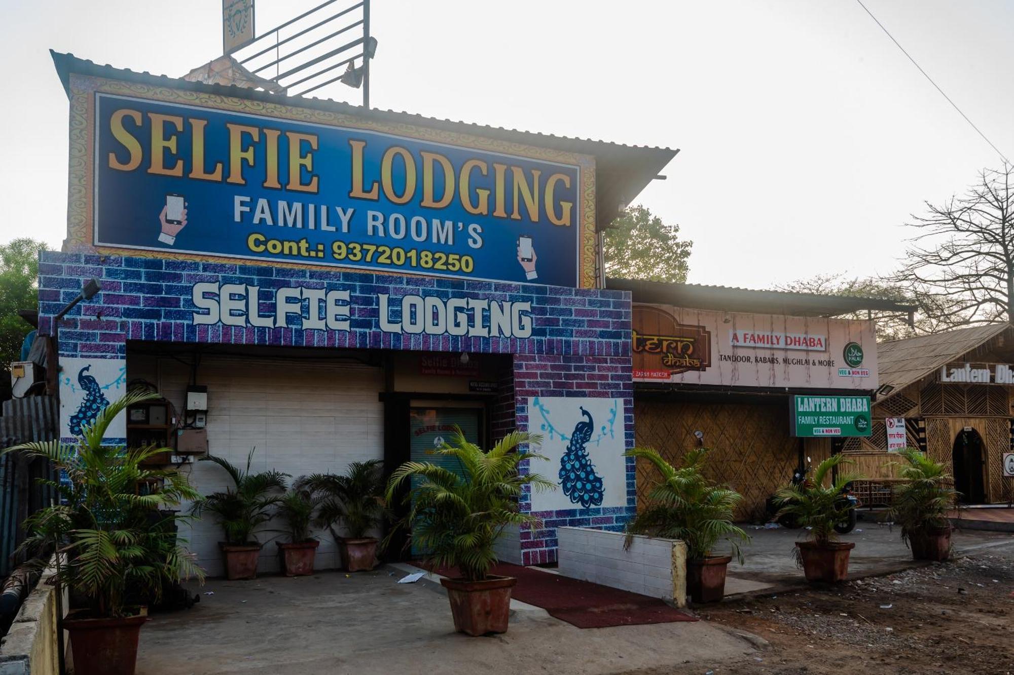 Oyo 37530 Selfie Dhaba Hotel Sasupāda Екстериор снимка